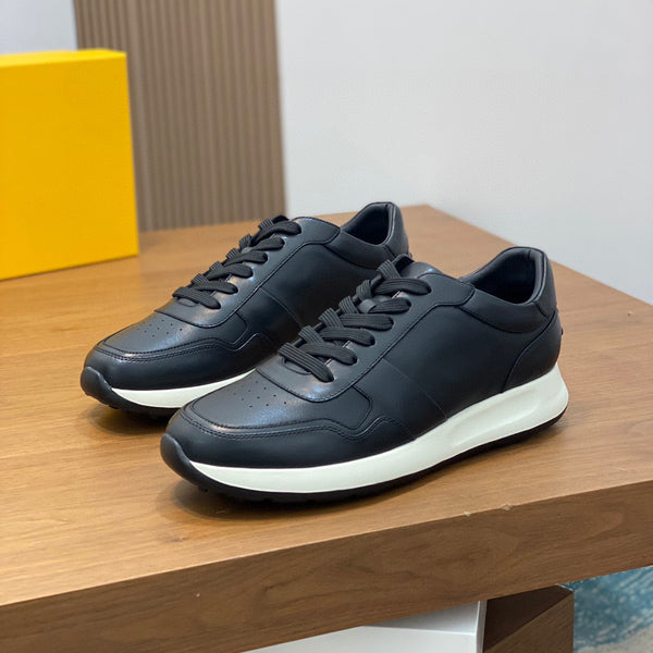 Sophisticated Women's Cowhide Lace-Up Flat Casual Board Shoes - Spring Collection