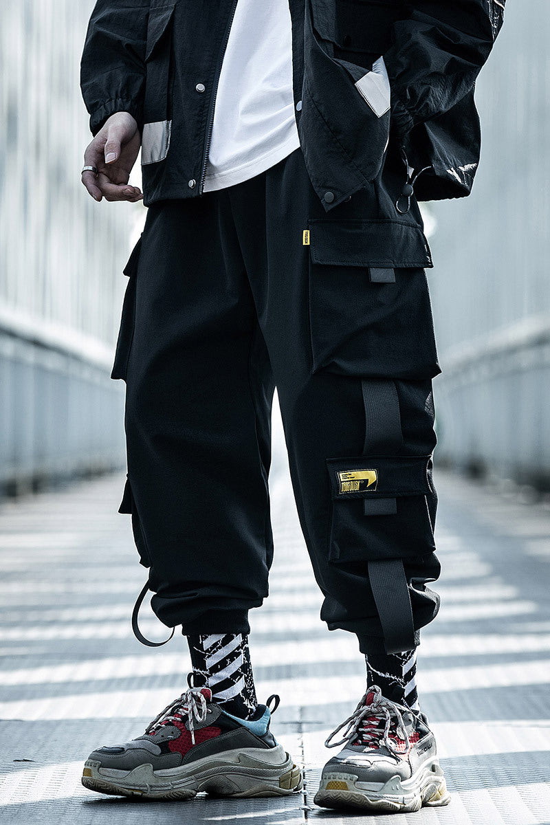 Military-Style Black Cargo Pants - Tactical Paratrooper Design with Multiple Pockets