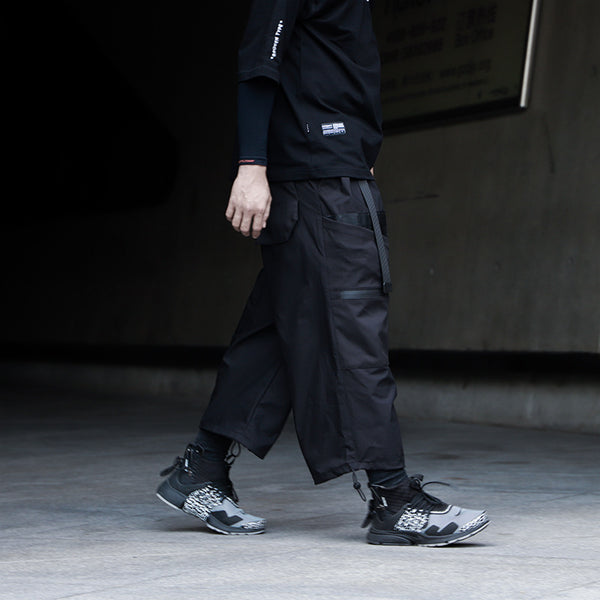 Stylish Wide-Leg Cropped Casual Trousers - Comfortable Loose Fit for Teenagers