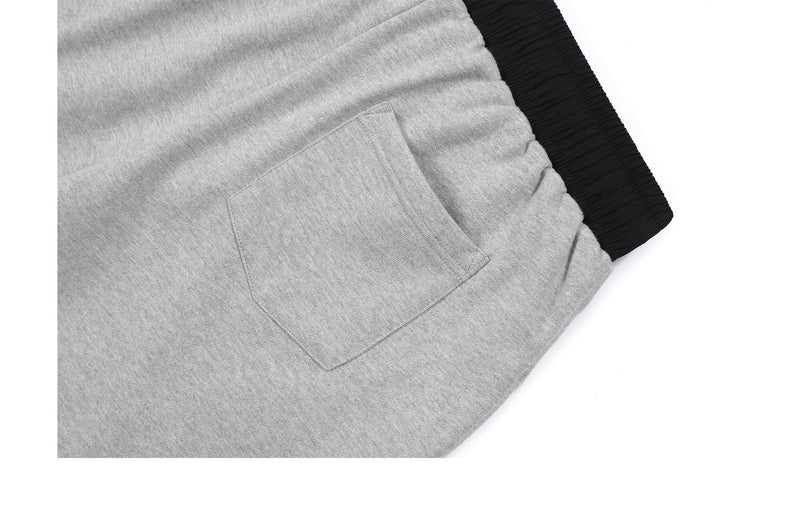 Comfortable Men's Casual Shorts - Mid-Waist Sports Shorts with Pocket Detail